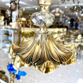 شکلاتخوری برنجی طرح گلبرگ هندی لوکس و ظریف با حاشیه گلبرگی و قلمزنیهای دستساز متالوکس