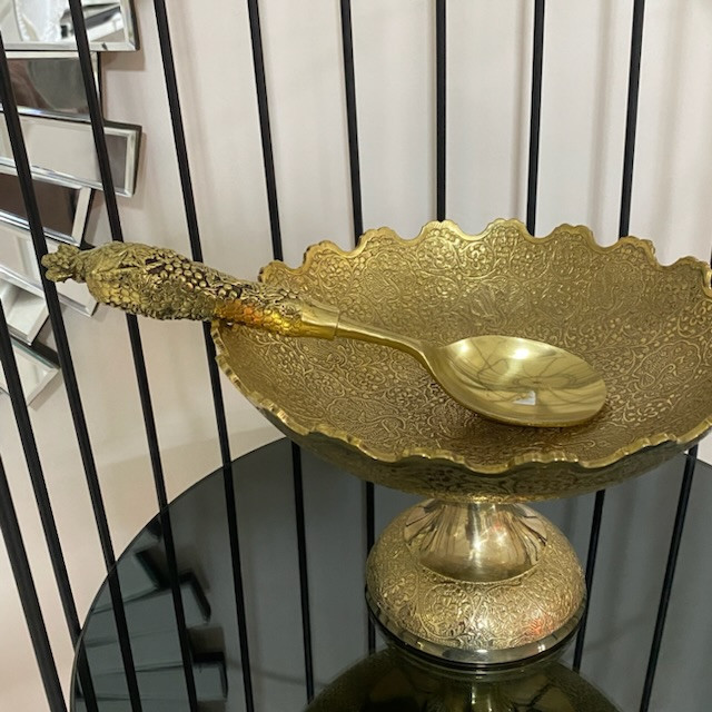 قاشق برنجی طلایی جهت سرو آجیل و خشکبار هندی لوکس و ظریف با قلمزنی دستساز متالوکس