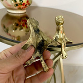 دکوری برنجی مدل قورباغه نشسته بسته ۲ عددی لوکس و فانتزی با حکاکیهای دستساز متالوکس