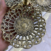 ست اردوخوری توری کوچک ۳ تایی برنجی هندی لوکس با بافت مشبککاری شده، لبههای ظریف و صقلکاری زرین متالوکس