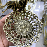 پیاله هفت سین مدل فرشته برنجی هندی لوکس با فیگور برجسته فرشته، لبههای منقش و صقلکاری زرین متالوکس