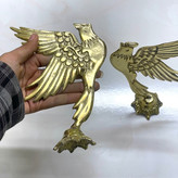 دکوری برنجی مدل پرنده هندی لوکس و ظریف با فیگور پویا، حکاکی دستساز بالها و صقلکاری زرین متالوکس