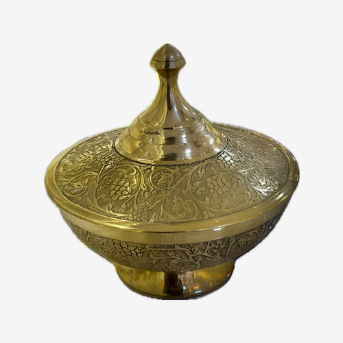 شکلات خوری تاک درب دار سایز متوسط برنجی