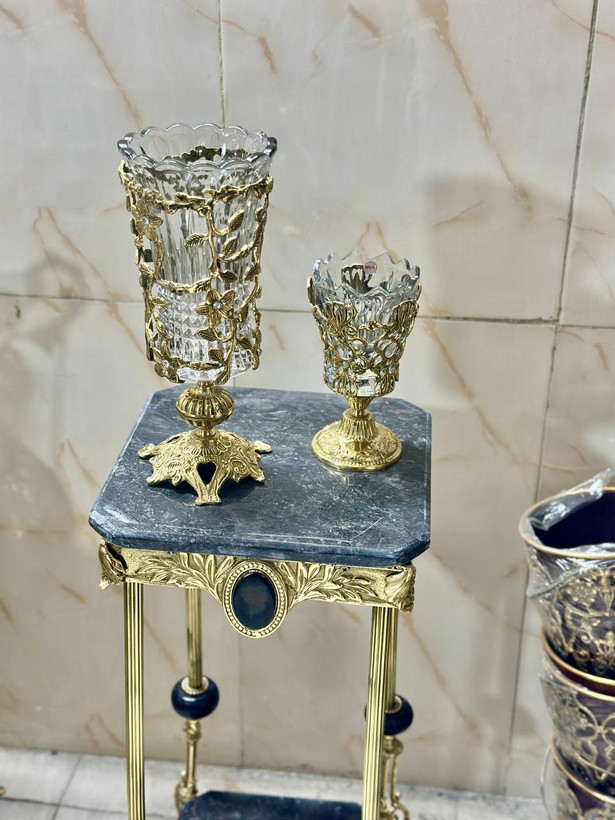 ست گلدان رومیزی برنجی و جاکاردی شیشه خور لوکس متالوکس