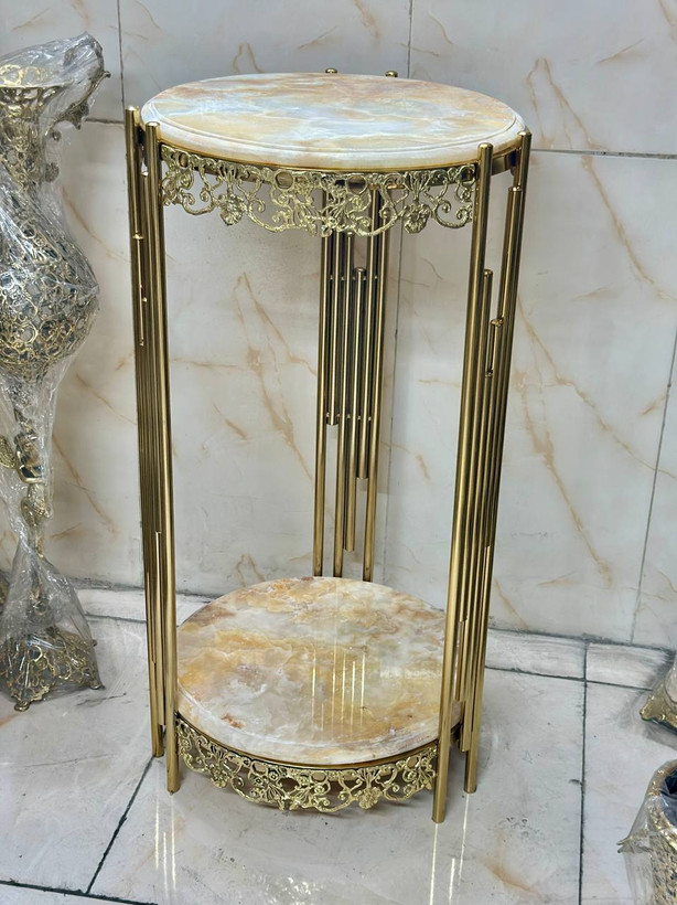 میز خاطره سهطبقه دکوری با طراحی الهامگرفته از پیانو از مجموعه متالوکس