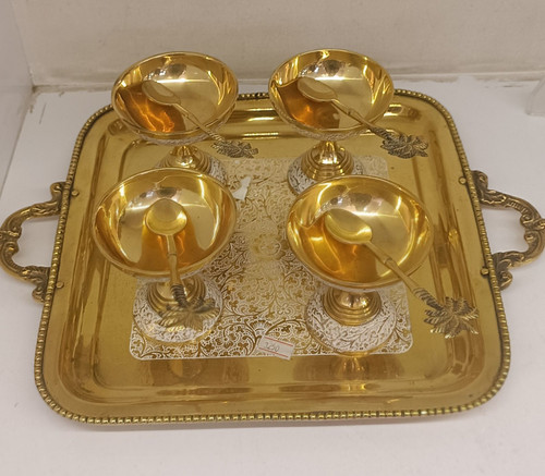 ست بستنی خوری چهارنفره طرح طاووس(سینی مربع، چهار عدد پیاله و قاشق)