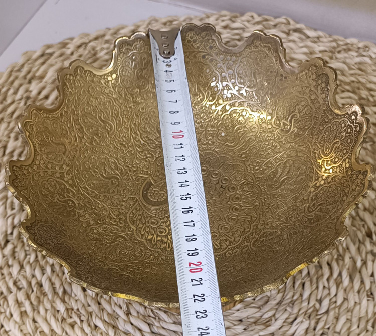 آجیل خوری برنجی ۱۰ اینچ مدل لب قلعه طرح طاووس - برند متالوکس مشهد