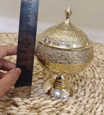 قندان برنجی پایه دار با طرح طاووس، سایز ۴ اینچ، لوکس و دکوراتیو