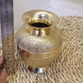 گلدان برنجی مدل جار با طرح برجسته طاووس سایز کوچک ۶ اینچ (تکی)