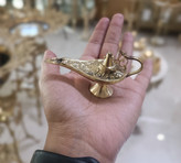 چراغ جادو برنزی سایز کوچک با طرح اصیل هندی و جزئیات هنری برند متالوکس