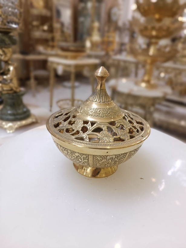شکلاتخوری برنجی طرح آنجل با طراحی مشبک توری ۵ اینچی