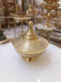 قندان برنجی دربدار با نقش برجسته برگ انگور (طرح تاک) سایز ۵ اینچ