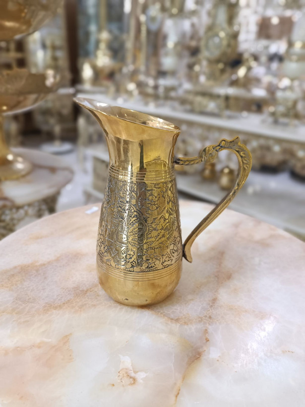پارچ تک نفره برنجی مدل طاووس با طراحی ظریف و کلاسیک برای پذیرایی