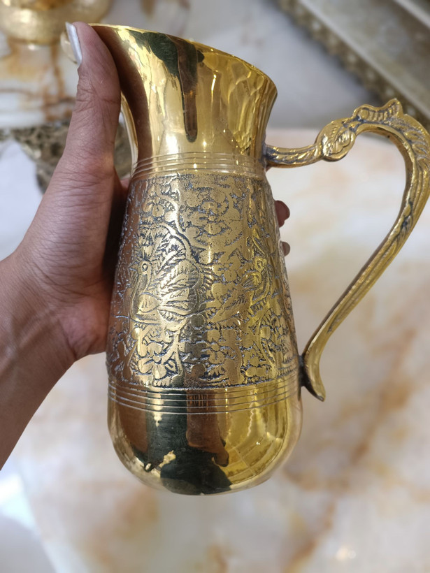 پارچ تک نفره برنجی مدل طاووس با طراحی ظریف و کلاسیک برای پذیرایی