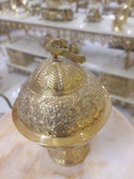 شکلات خوری درب دار برنجی با مجسمه طاووس روی درب