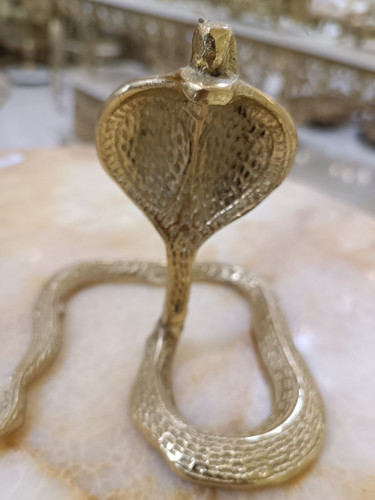 دکوري مار برنجی طلایی