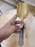 قاشق آجیل بزرگ برنجی هندی با دسته آنتیک مناسب سرو خشکبار