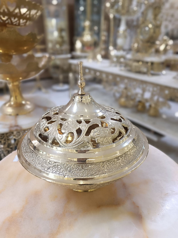 شکلاتخوری برنجی ۱۰ اینچ با طرح فرشته (Angel)، دکوری لوکس از متالوکس