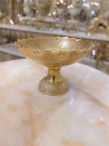 شکلات خوري لب هلال طرح طاووس 6 اينچ برنجی