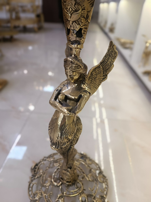 سطل زباله برنجی بزرگ با طرح هنری فرشته و گل رز، اکسسوری لوکس دکوراسیون متالوکس