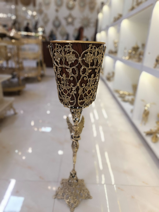 سطل طرح گل فرشته برنجی دکوری لوکس متالوکس