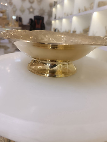 آجيل خوري بدون پايه گرد طرح دوبرگ لبه طرح دار برنجی