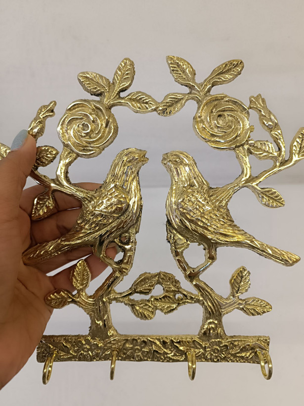 جاکلیدی دیواری تمام برنجی طلایی با مجسمه دو پرنده روی شاخه گل رز و چهار قلاب آویز برند متالوکس