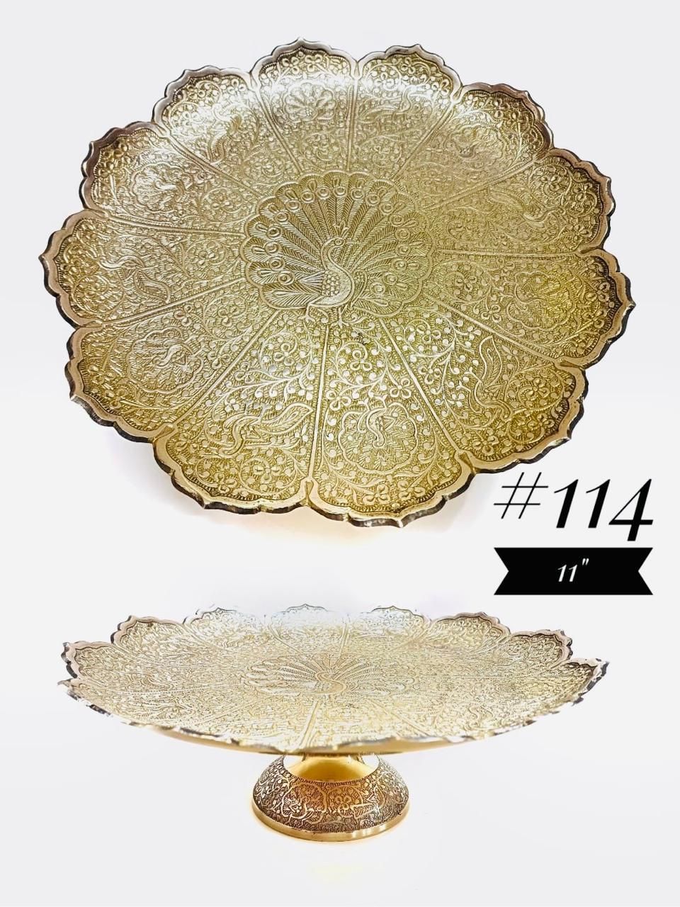 شیرینی‌خوری ۱۱ اینچ مدل لئوس برنجی کد ۱۱۴ با جزئیات هنری خیره‌کننده و درخشش طلایی، صنایع دستی متالوکس مشهد