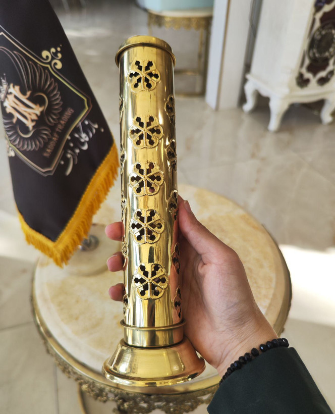 جاعودی برنجی استوانهای لوکس و درخشان با طراحی اصیل مناسب دکوراسیون و رایحه درمانی فروشگاه متالوکس