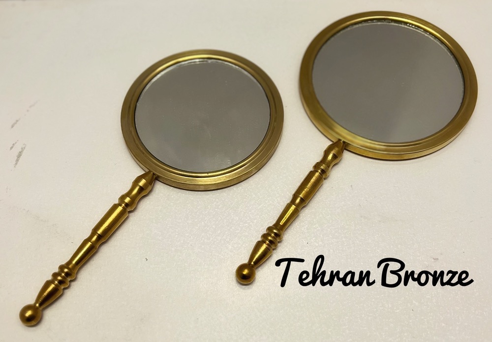 آینه برنجی دسته دار در دوسایز با جعبه